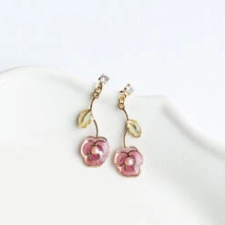 Pansy Flower Earrings 9 Pansy Flower Earrings -Shibui Store boucles doreilles pendantes pensee rose 409