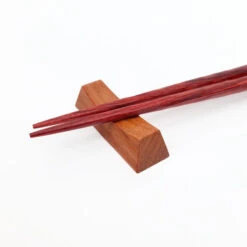 Japanese Chopsticks Set - Hokkaidō Wood 13 Japanese Chopsticks Set - Hokkaidō Wood -Shibui Store coffret baguettes japonaises bois dhokkaido 405