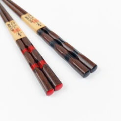 Duo Japanese Wooden Chopsticks -Shibui Store duo baguettes japonaises bois 408