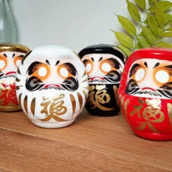 Large Daruma - White -Shibui Store large daruma white 302