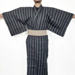 Striped Yukata - Black -Shibui Store yukata japonais raye noir 854